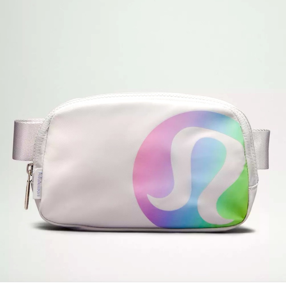New Lululemon belt bag ☀️Vapor/Persian Violet